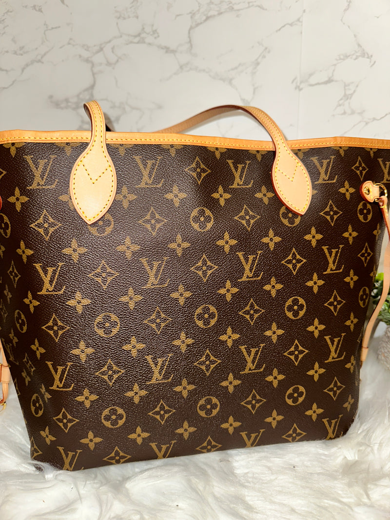 LOUIS VUITTON Neverfull MM Burgundy Interior