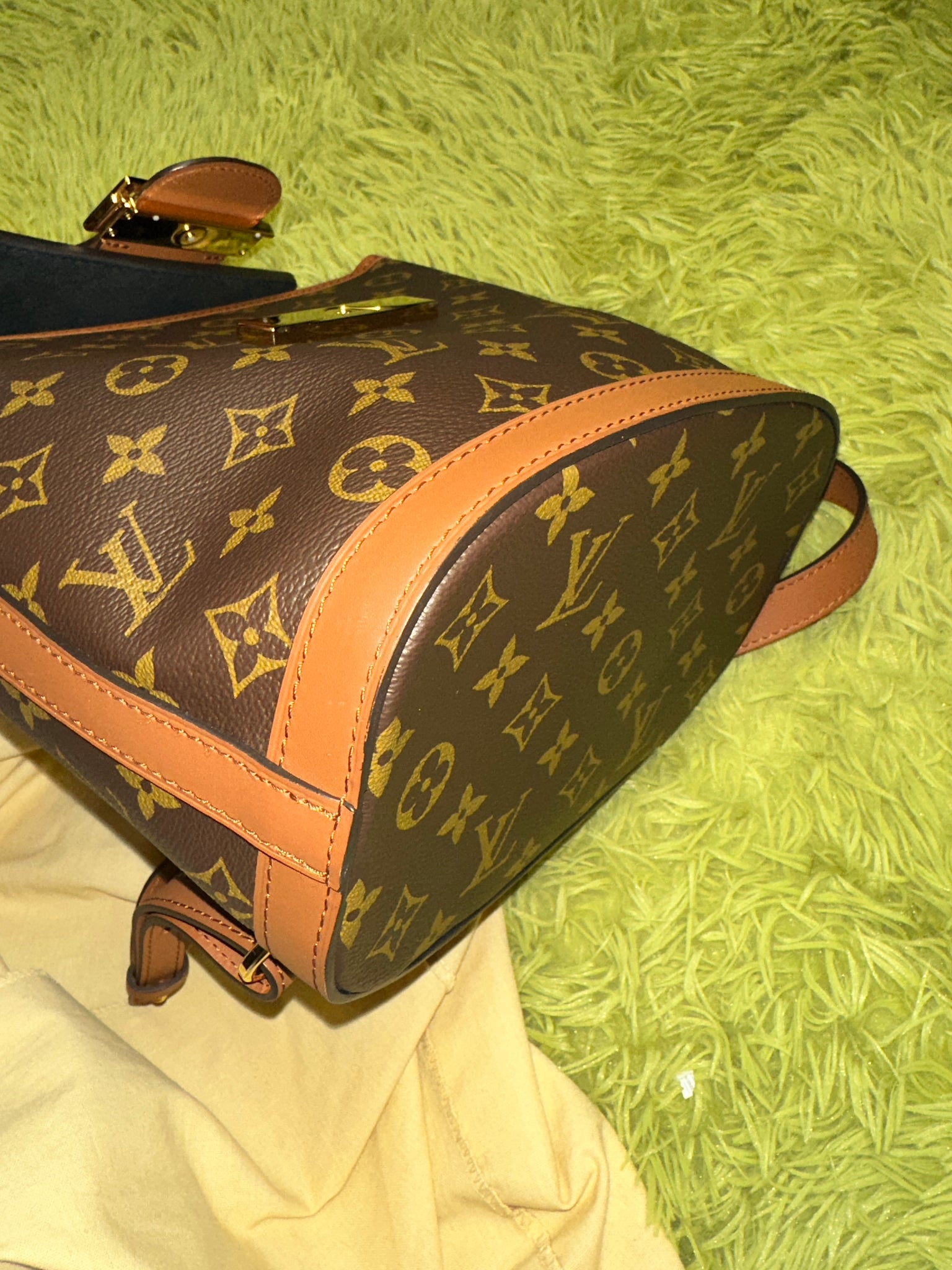 Louis Vuitton Reverse Monogram Dauphine Backpack PM - Brown Backpacks,  Handbags - LOU436772