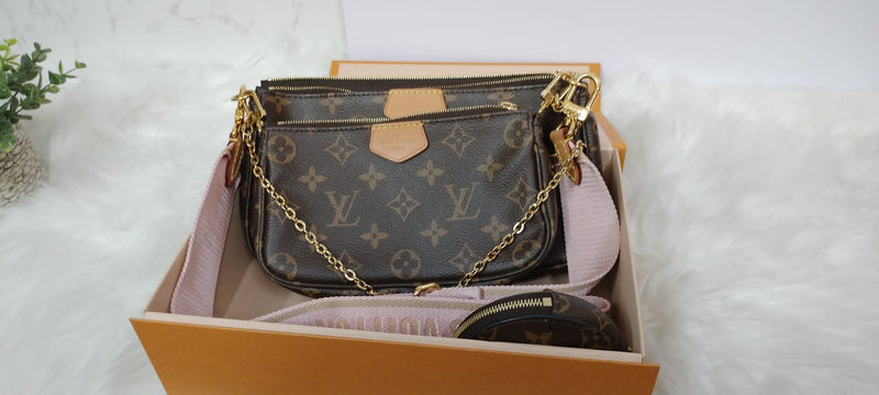 LOUIS VUITTON Monogram Multi Pochette Accessoires Rose Clair