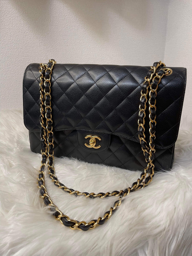 CHANEL Caviar Quilted Double Flap Jumbo