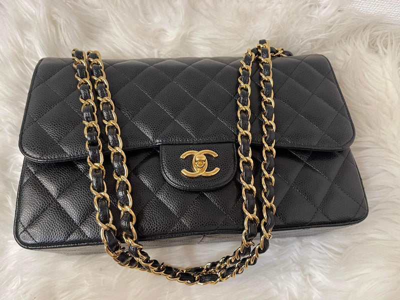 CHANEL Caviar Quilted Double Flap Jumbo