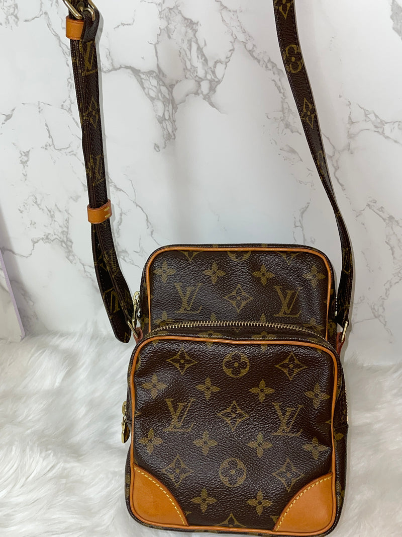 LOUIS VUITTON Amazone