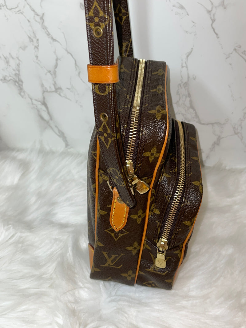 LOUIS VUITTON Amazone