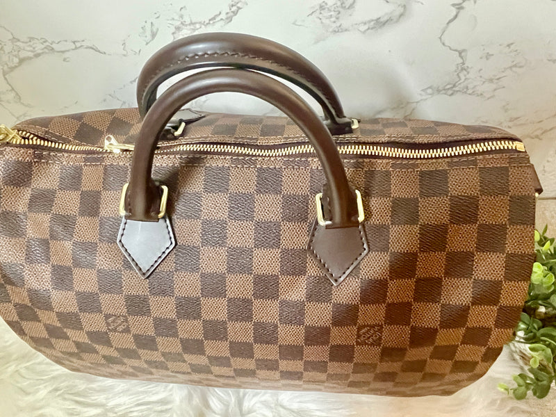 LOUIS VUITTON Damier Canvas Speedy 35