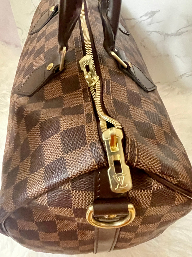 LOUIS VUITTON Damier Canvas Speedy 35