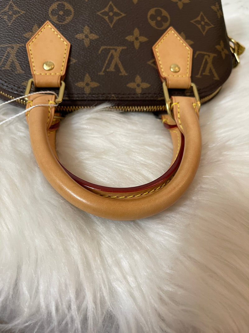 LOUIS VUITTON Monogram Alma BB