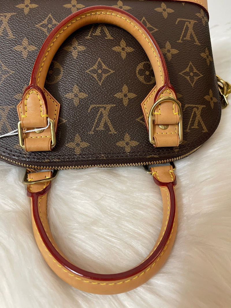 LOUIS VUITTON Monogram Alma BB