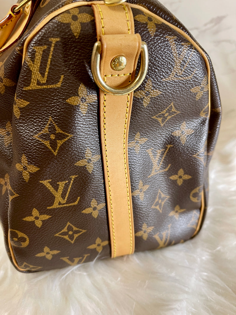 LOUIS VUITTON Monogram Canvas Speedy Bandouliere 30