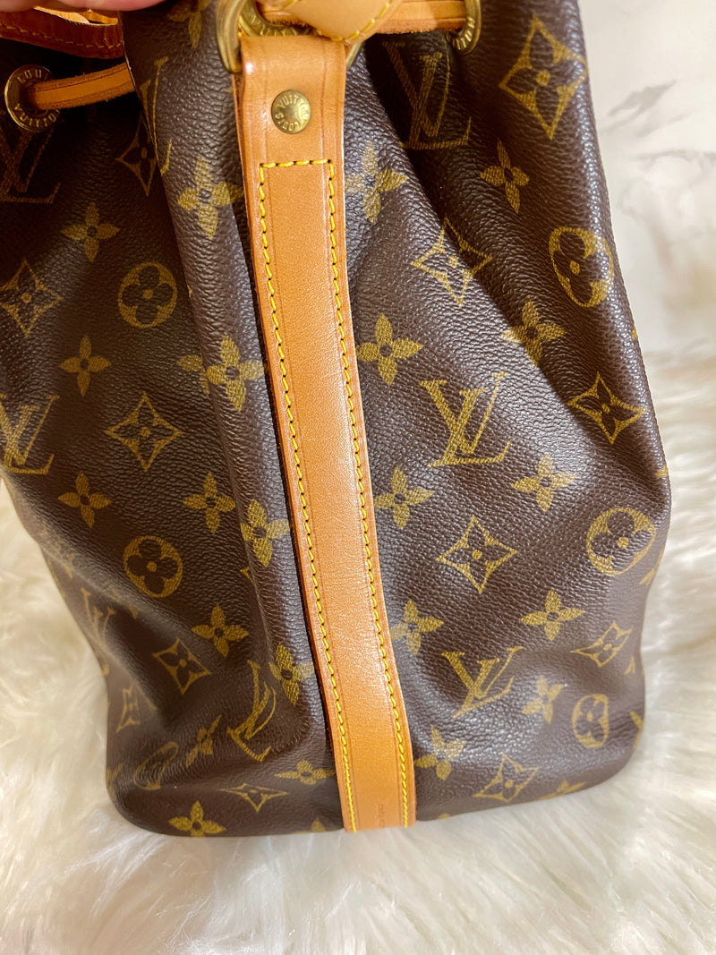 LOUIS VUITTON Monogram Canvas Petit Noe