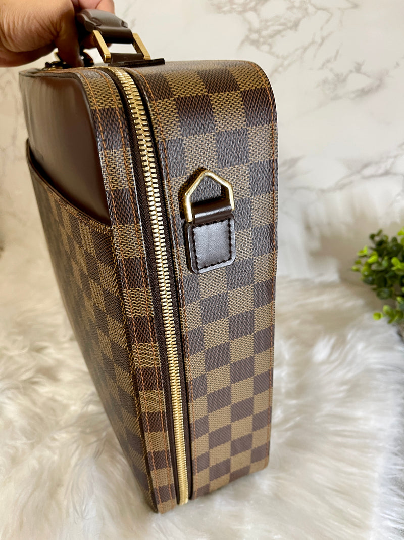 LOUIS VUITTON Damier Canvas Porte Ordinateur Sabana Laptop Bag