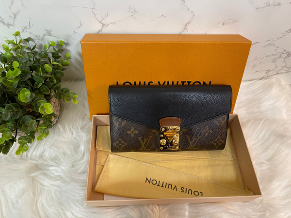 LOUIS VUITTON Pallas Wallet