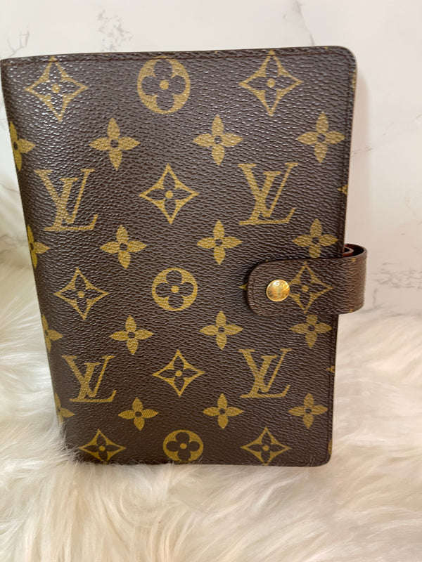 LOUIS VUITTON Agenda MM