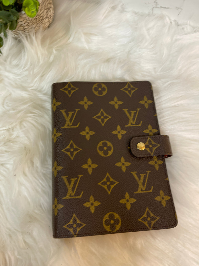 LOUIS VUITTON Agenda MM