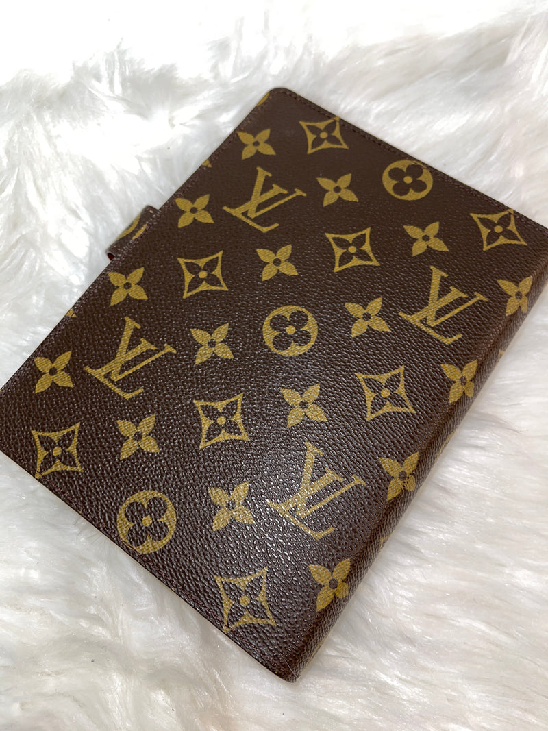 LOUIS VUITTON Agenda MM