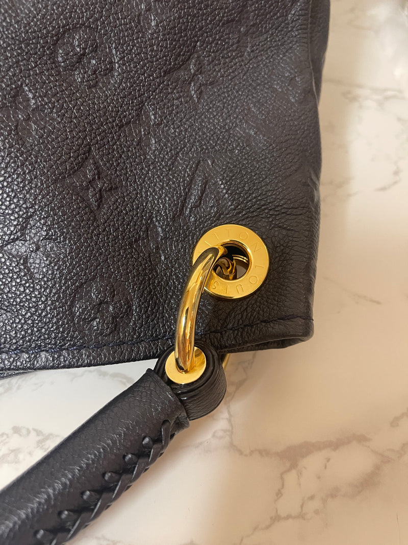 LOUIS VUITTON Empreinte Artsy MM Navy