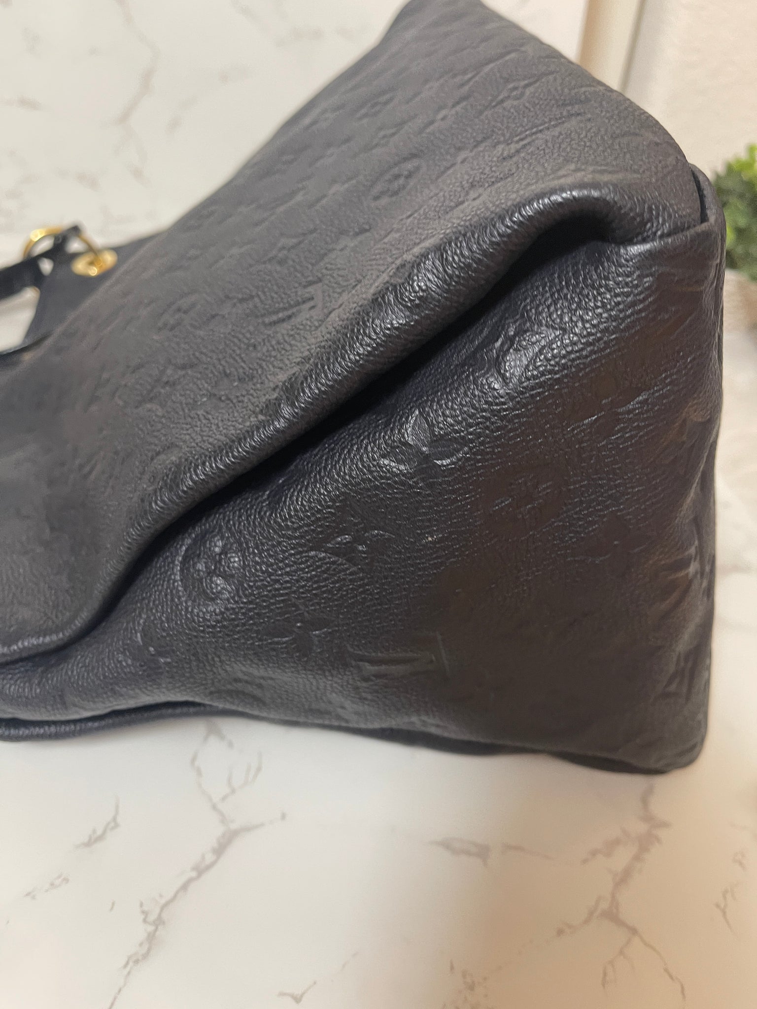 Louis Vuitton, Bags, Black Noir Louis Vuitton Empreinte Artsy Bag