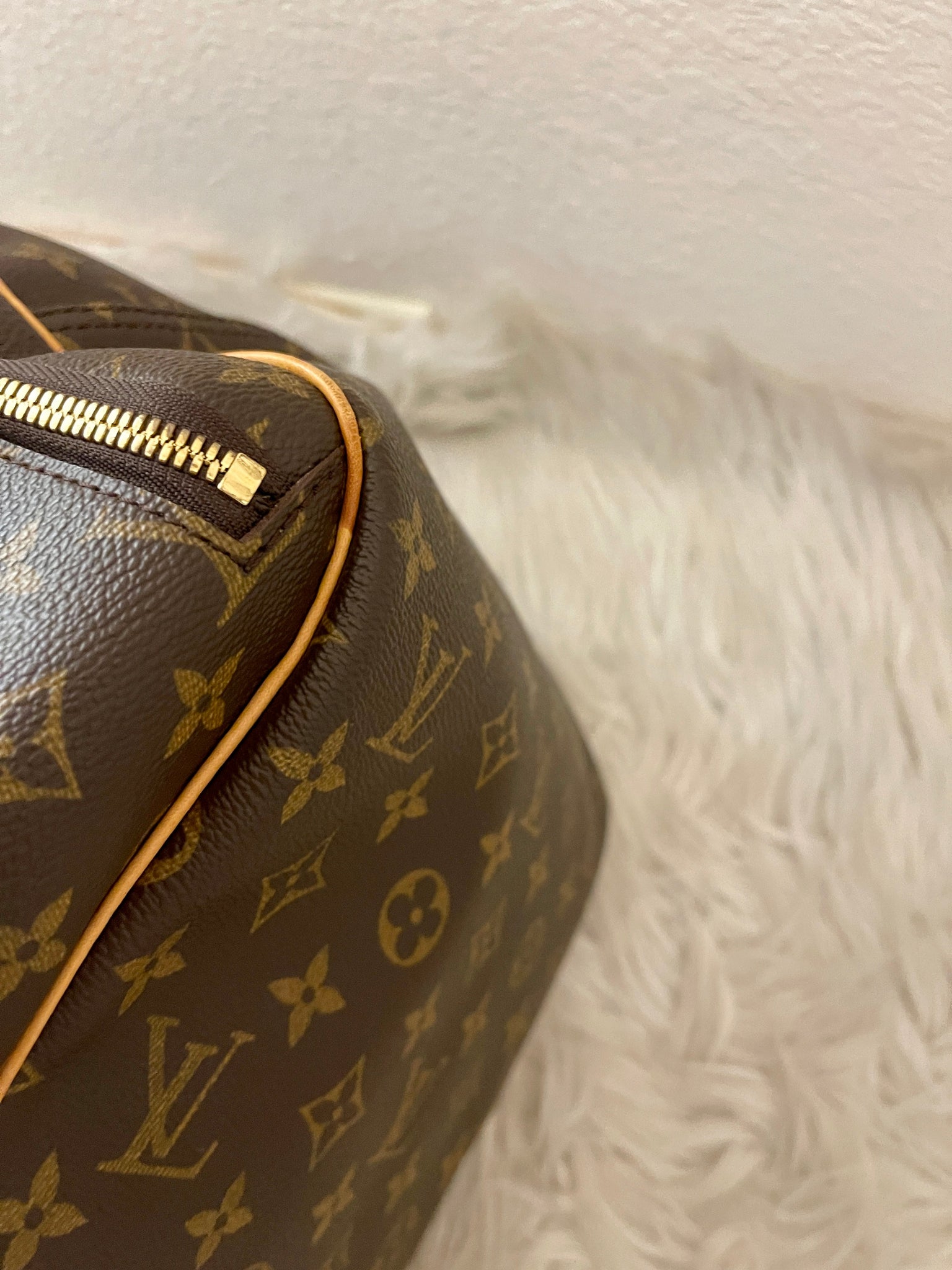 Louis Vuitton Evasion Travel Bag Monogram Canvas mm Brown