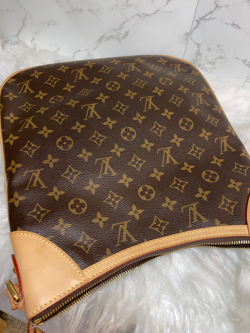 LOUIS VUITTON Monogram Canvas Odéon MM