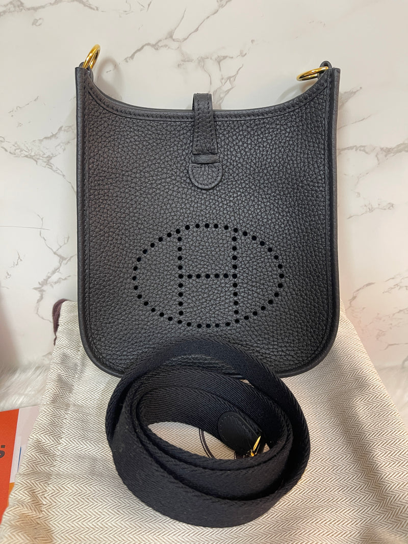 HERMES Taurillon Clemence Evelyne TPM Black (NEW!!)