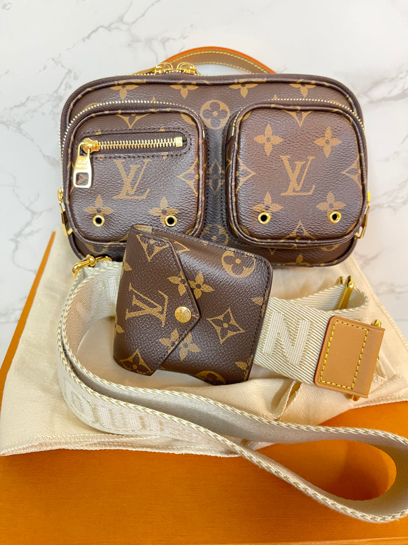 LOUIS VUITTON Monogram Utility Crossbody