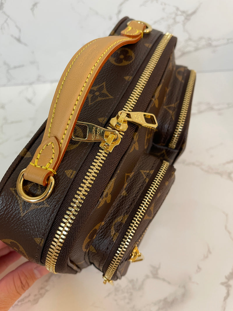 LOUIS VUITTON Monogram Utility Crossbody