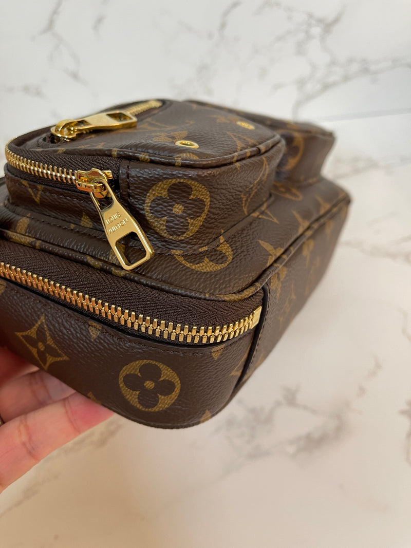 LOUIS VUITTON Monogram Utility Crossbody