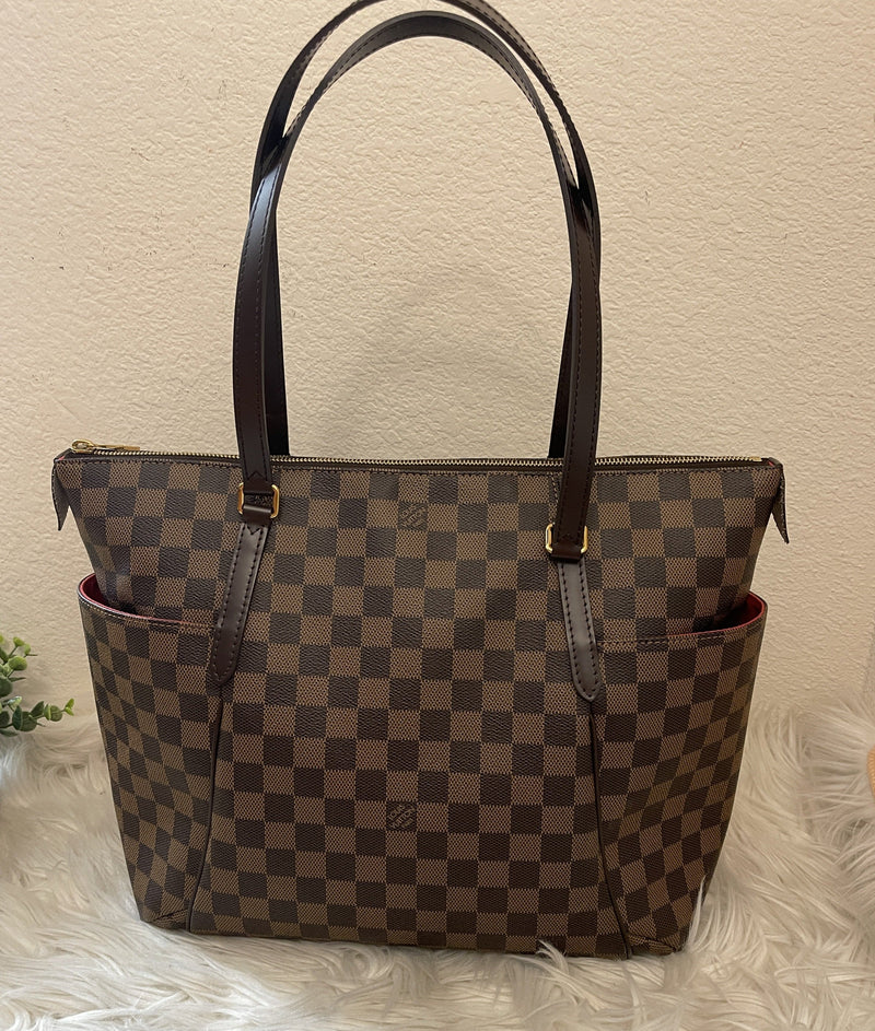 LOUIS VUITTON Damier Ebene Canvas Totally MM