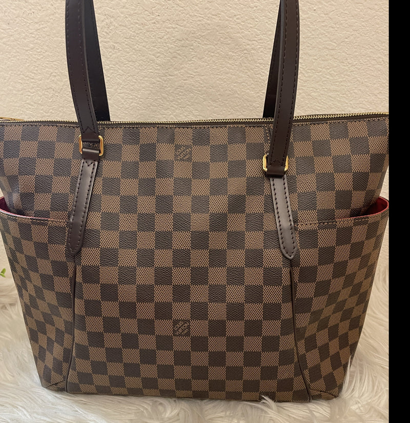 LOUIS VUITTON Damier Ebene Canvas Totally MM