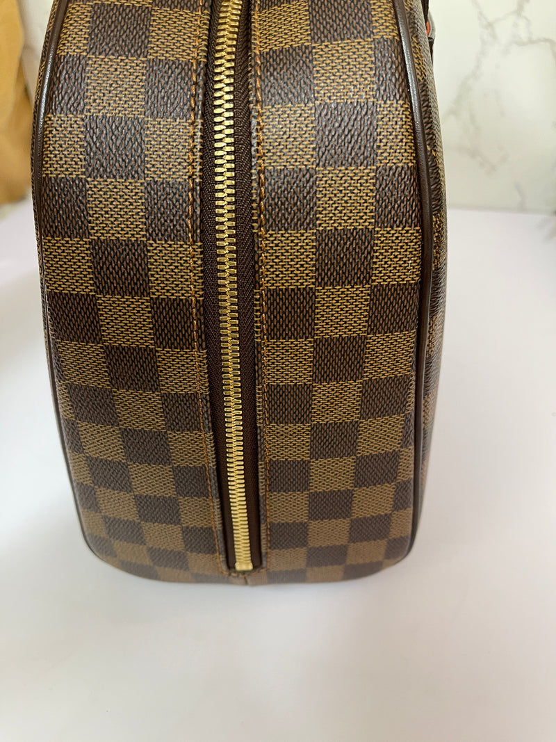 LOUIS VUITTON Nolita Damier Ebene MM