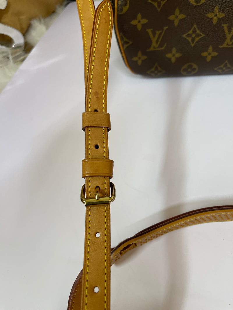 LOUIS VUITTON Blois Monogram