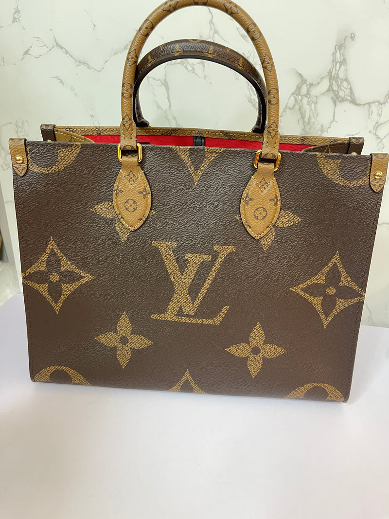 LOUIS VUITTON On-The-Go Reverse MM (2020)