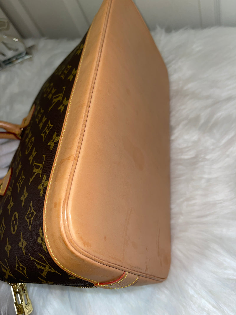 LOUIS VUITTON Monogram Canvas Alma PM