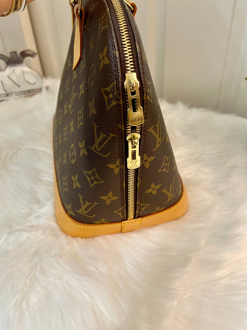 LOUIS VUITTON Monogram Canvas Alma PM