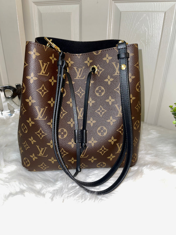 LOUIS VUITTON Black Monogram Canvas Neonoe Bag