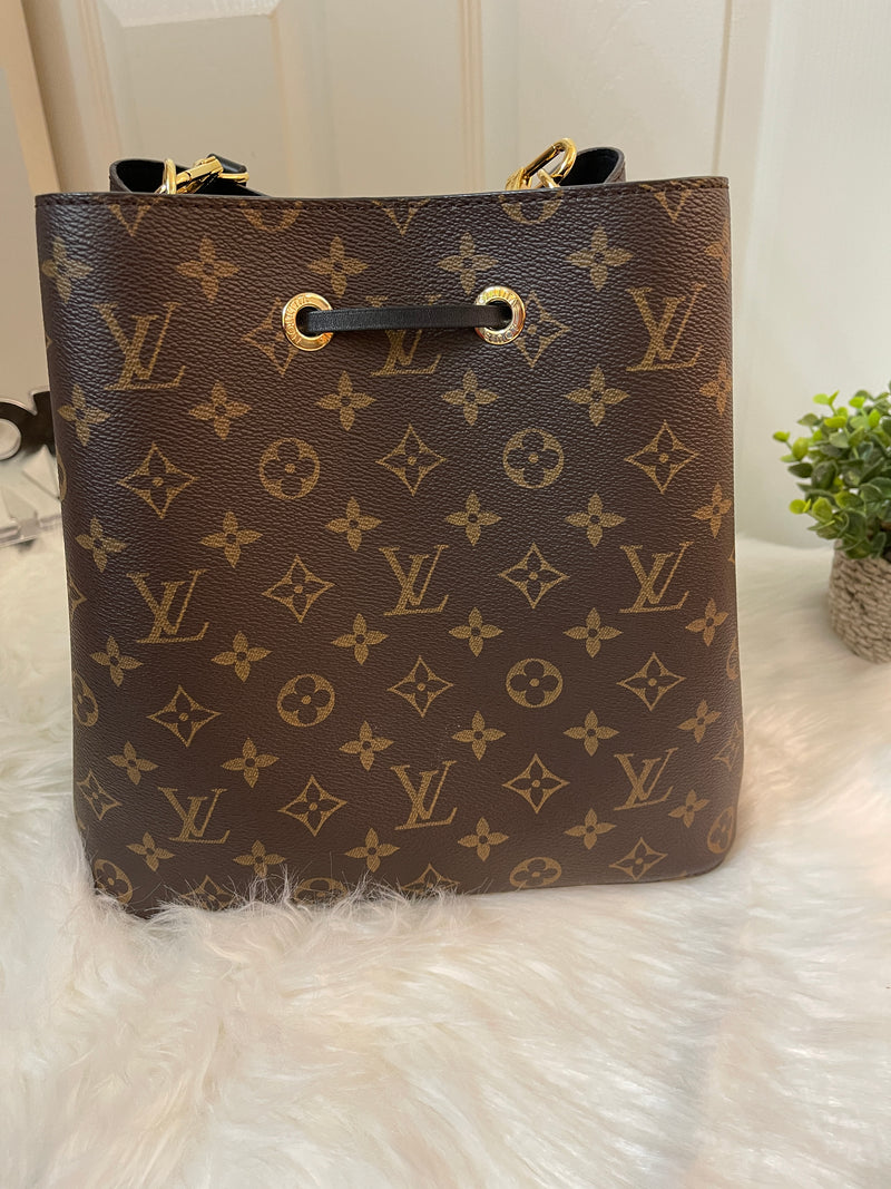 LOUIS VUITTON Black Monogram Canvas Neonoe Bag