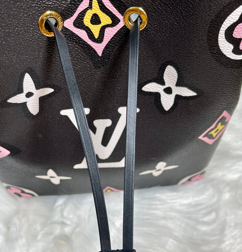 LOUIS VUITTON NéoNoé Bucket Bag Wild At Heart Edition