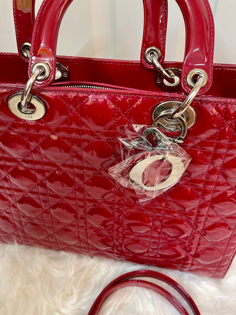 CHRISTIAN DIOR Lady Dior Patent Leather Cannage Red (Large)