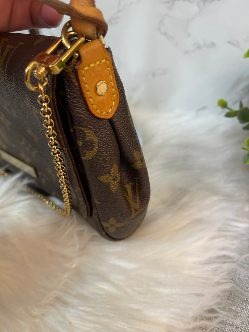 LOUIS VUITTON Monogram Favorite MM