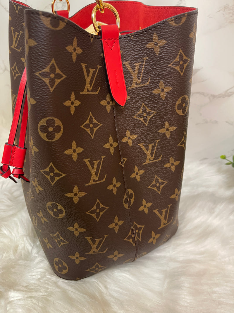 LOUIS VUITTON Red Neonoe Monogram