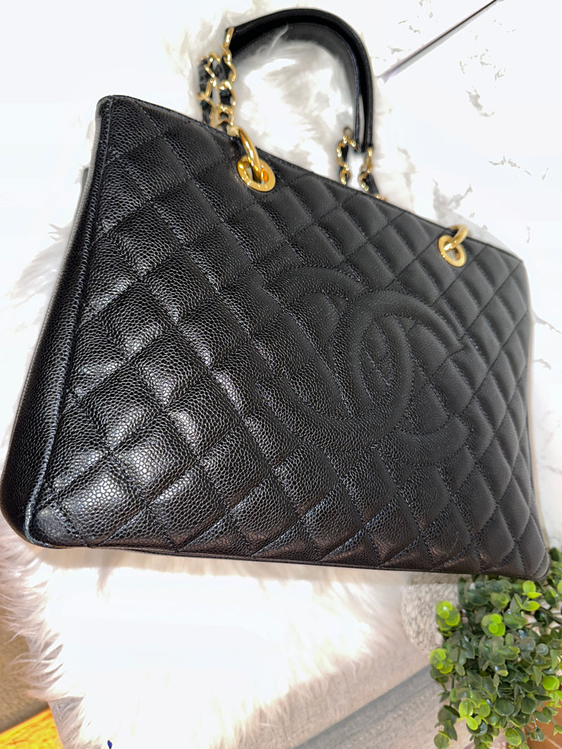 CHANEL Caviar Grand Shopping Tote GST Black