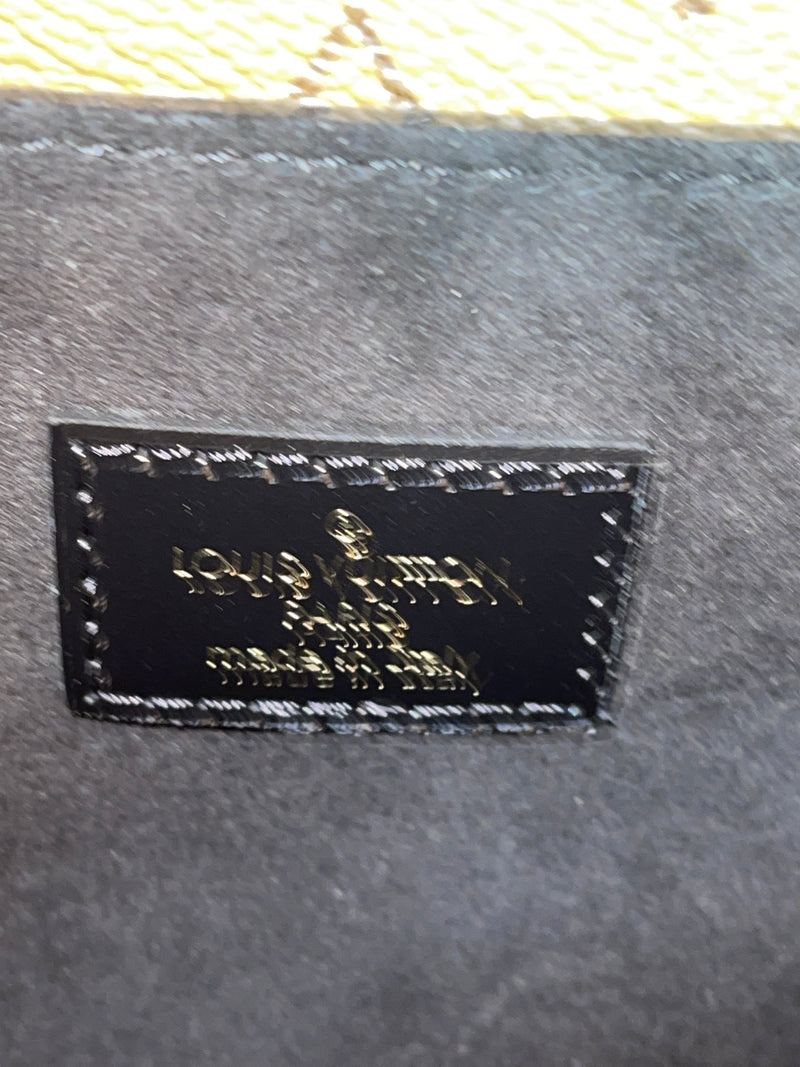 LOUIS VUITTON Pochette Metis Reverse (New 2022)