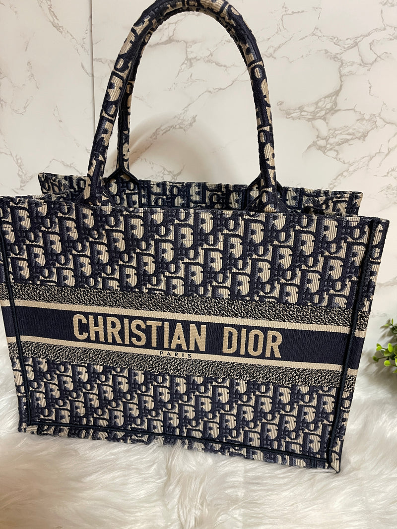 CHRISTIAN DIOR Book Tote MM