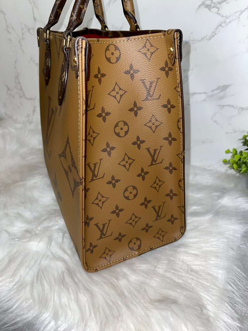 LOUIS VUITTON On The Go Reverse MM