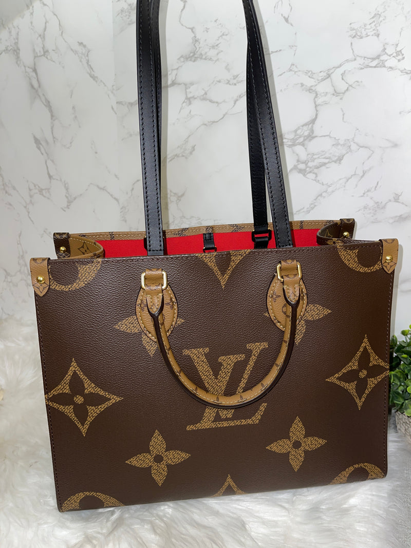 LOUIS VUITTON On The Go Reverse MM