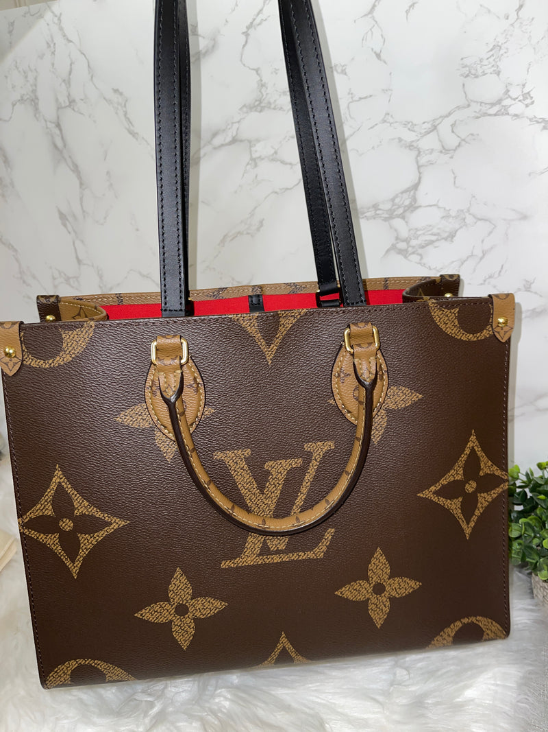 LOUIS VUITTON On The Go Reverse MM