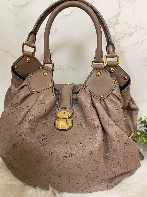 LOUIS VUITTON Mahina L in Sable