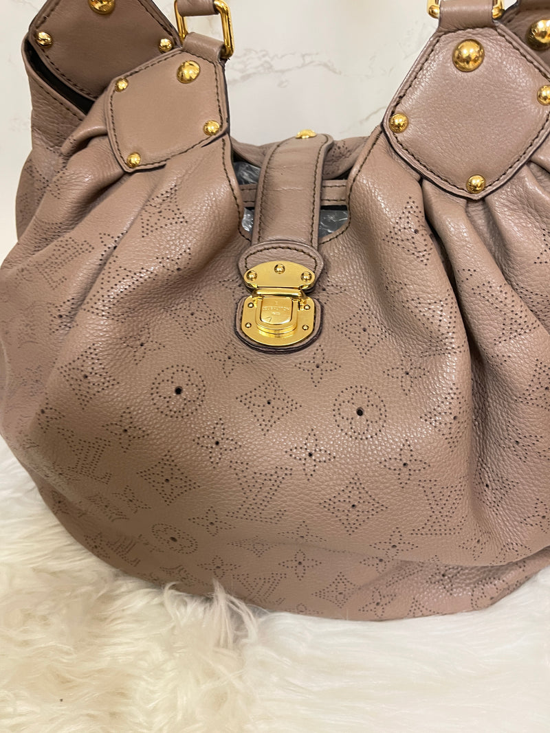 LOUIS VUITTON Mahina L in Sable