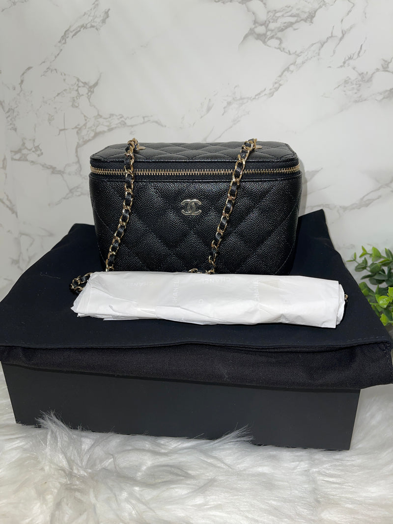 CHANEL Caviar Vanity Case (BRAND NEW 2022)