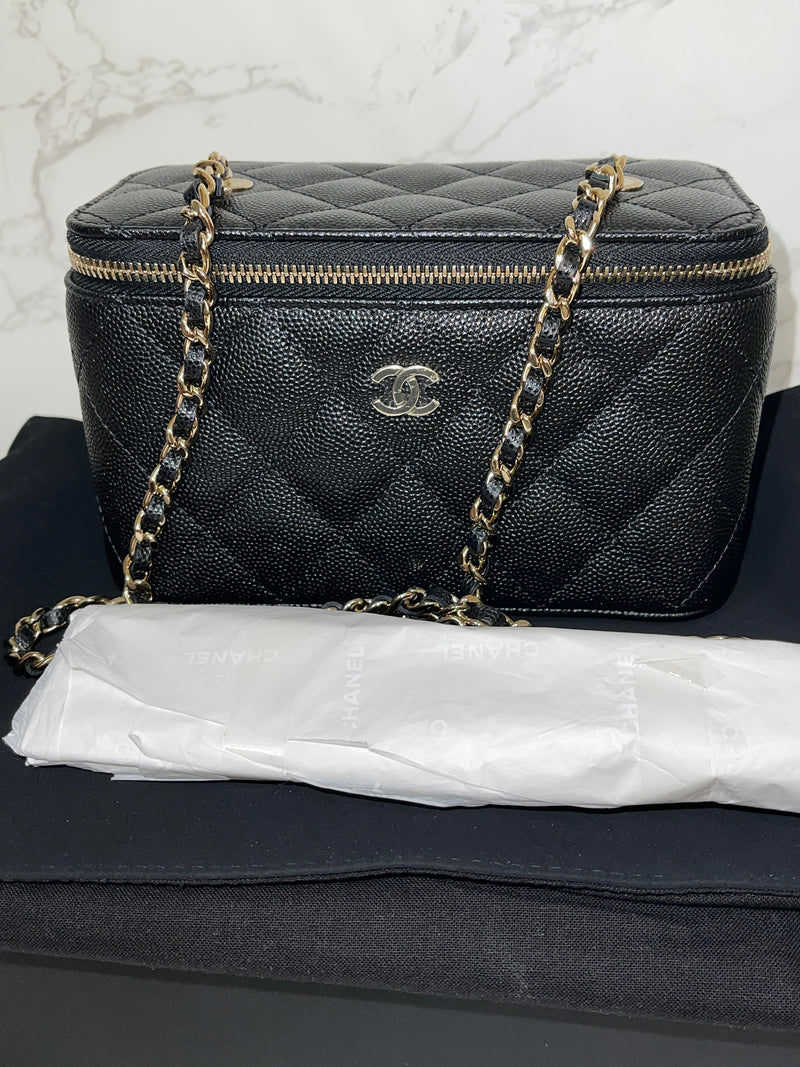 CHANEL Caviar Vanity Case (BRAND NEW 2022)