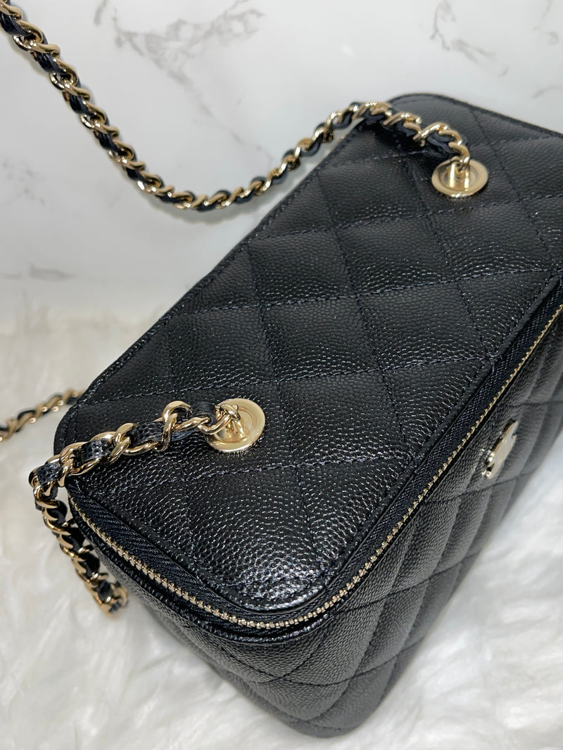 CHANEL Caviar Vanity Case (BRAND NEW 2022)